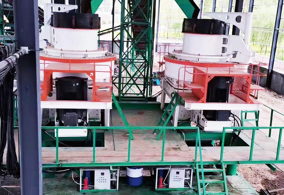 沖擊式制砂機(jī).jpg 沖擊式制砂機(jī).jpg