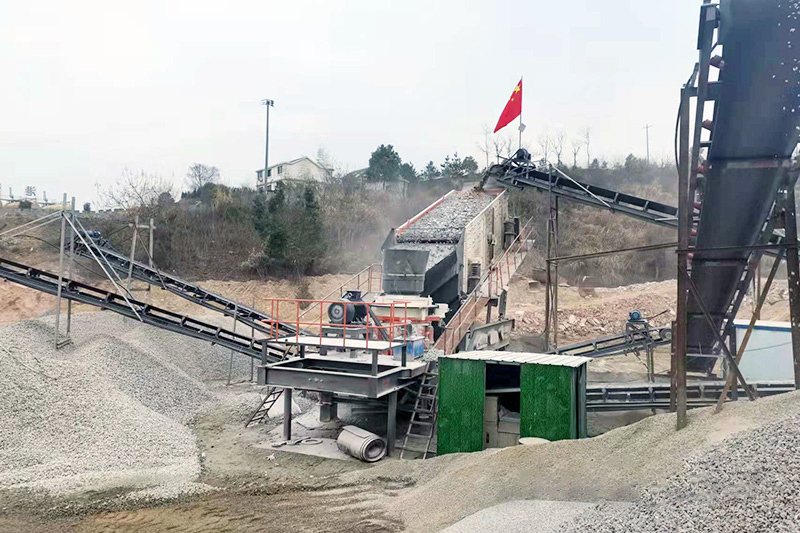 圓錐移動(dòng)破碎站.jpg 圓錐移動(dòng)破碎站.jpg